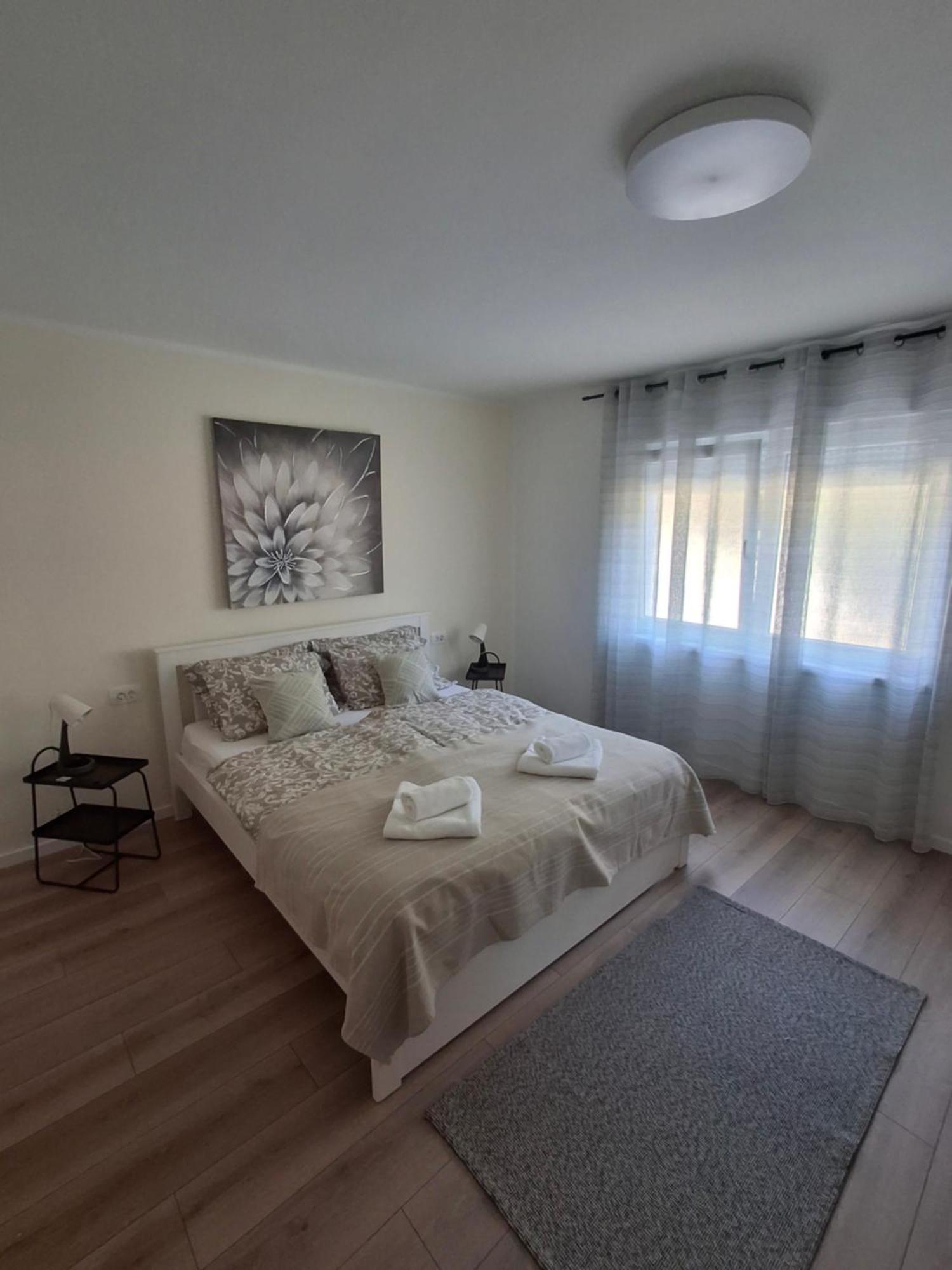 Apartmani Alma Póla Kültér fotó